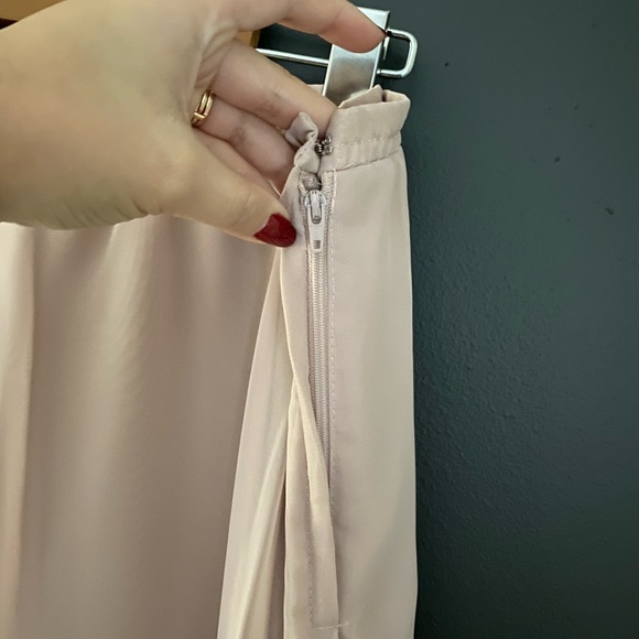 Beautiful blush vintage skirt - Picture 3 of 5